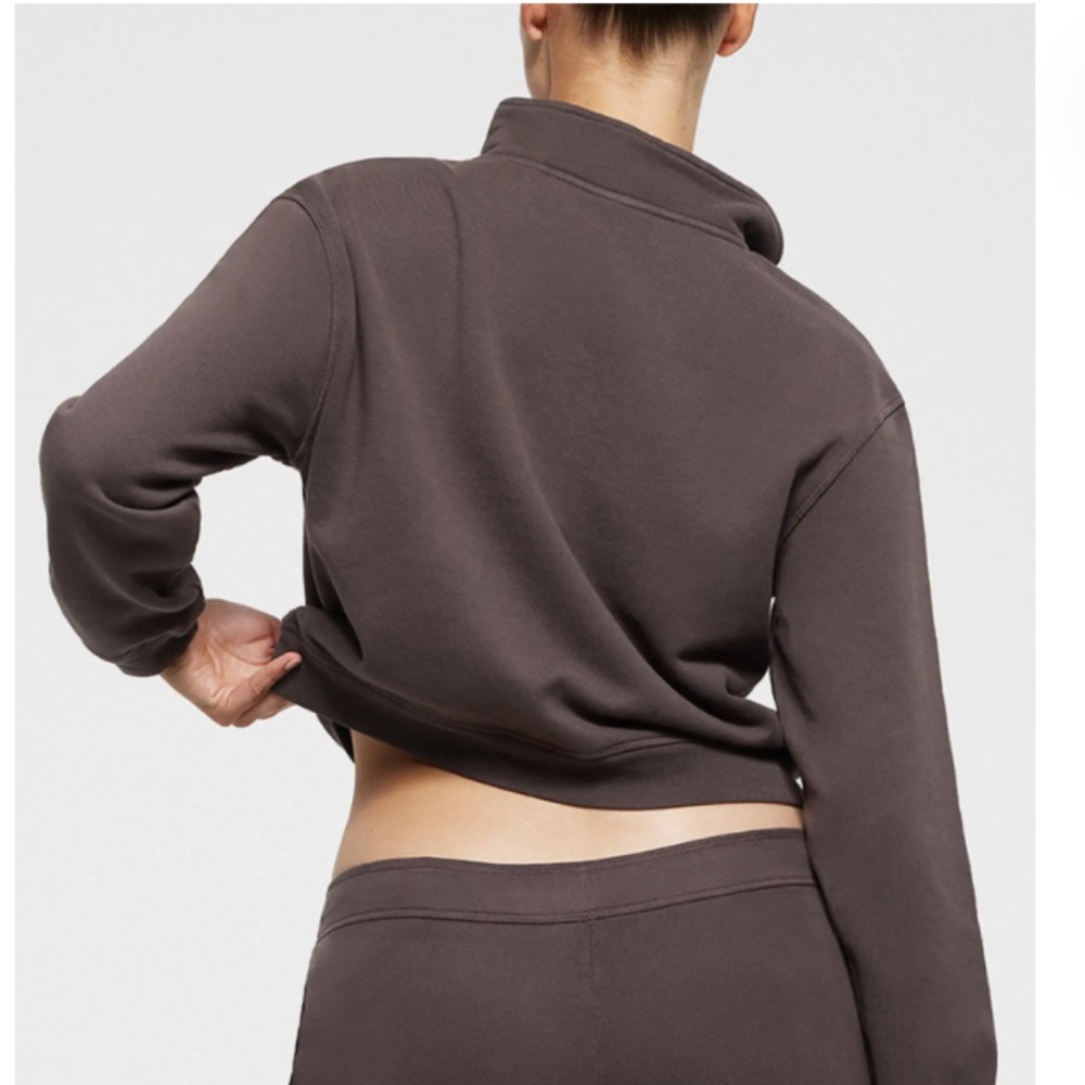 SKIMS FRENCH TERRY HALF ZIP PULLOVER - Picture 11 of 12